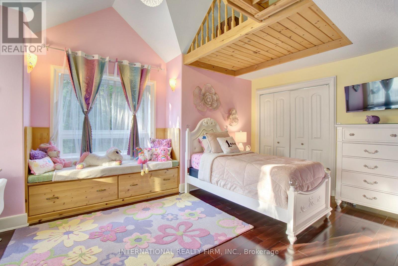 6 Pinehurst Lane Property Photo 24