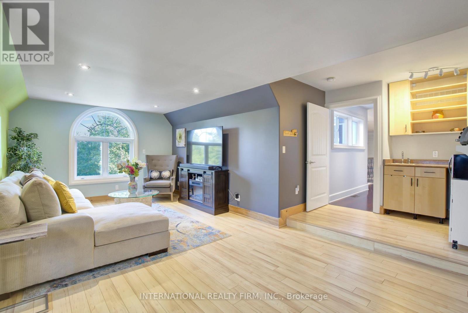 6 Pinehurst Lane Property Photo 29