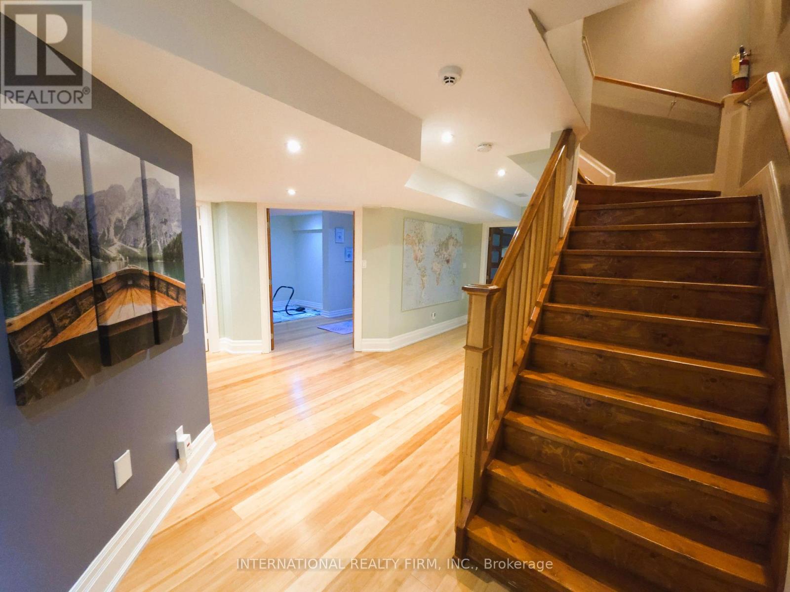 6 Pinehurst Lane Property Photo 32