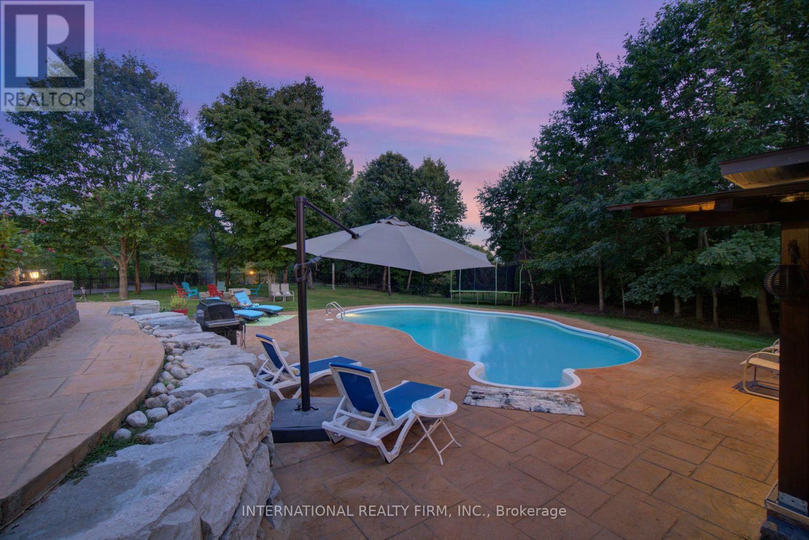 6 Pinehurst Lane Property Photo 48