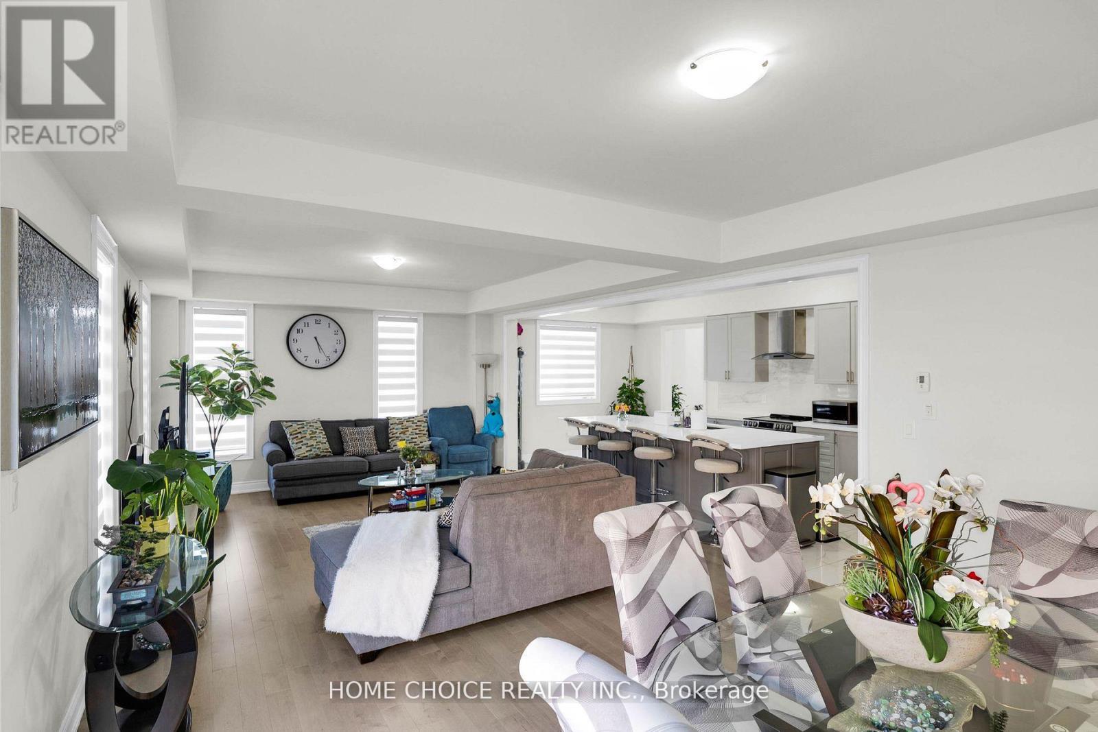 22 Ludlow Drive E Property Photo 15