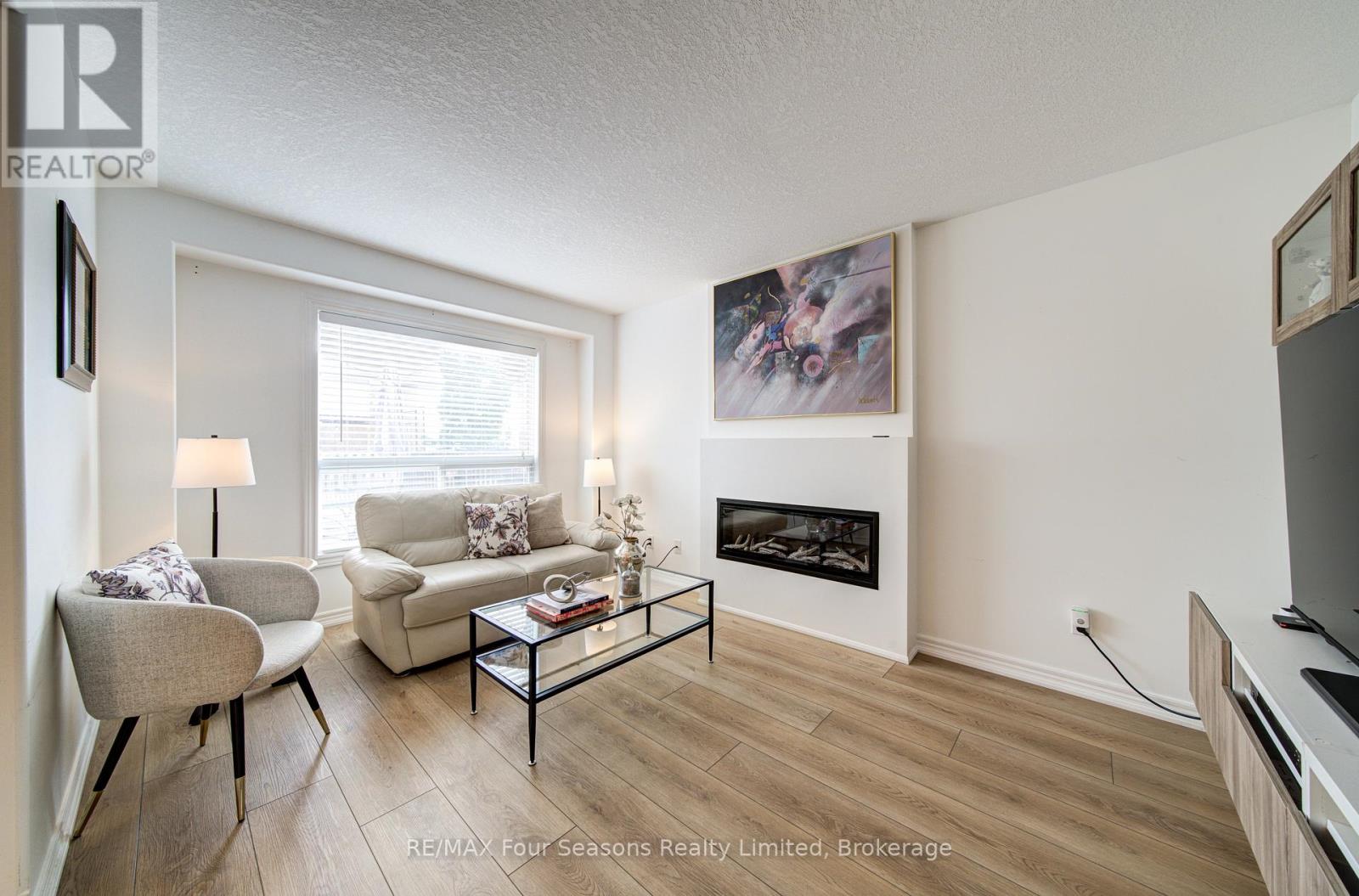 60 Barr Street Property Photo 18