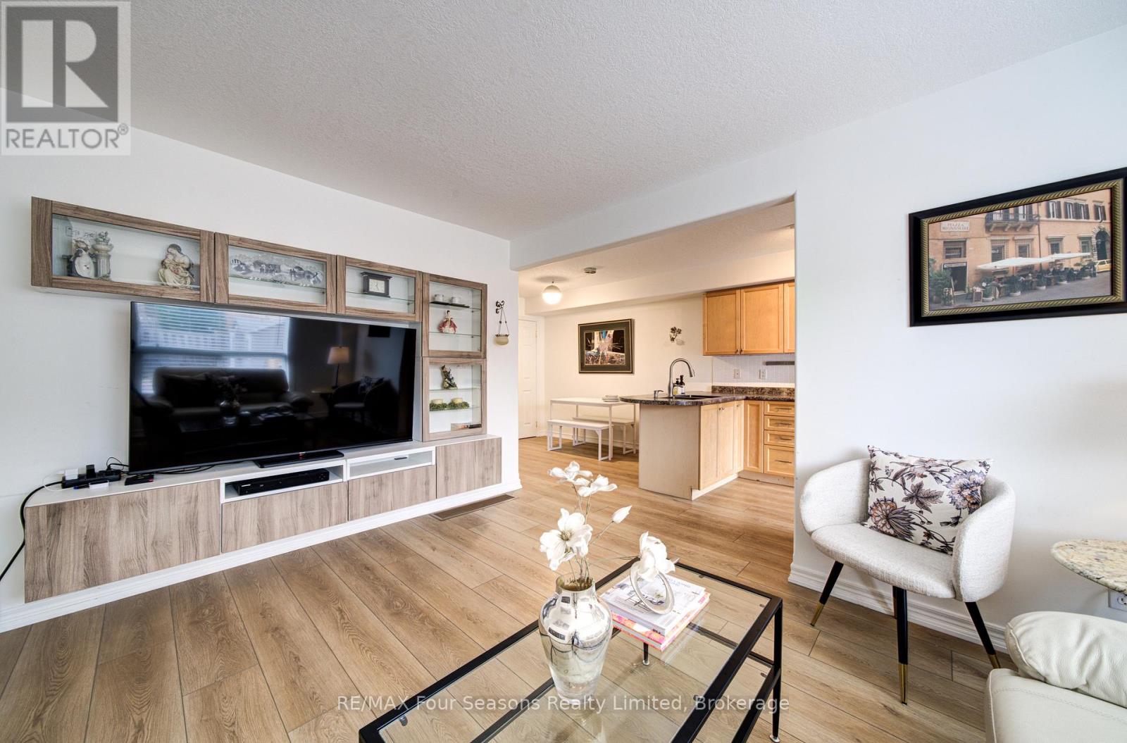 60 Barr Street Property Photo 21