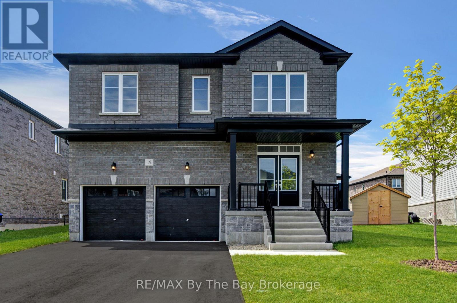 19 AMBER DRIVE Property Photo 1