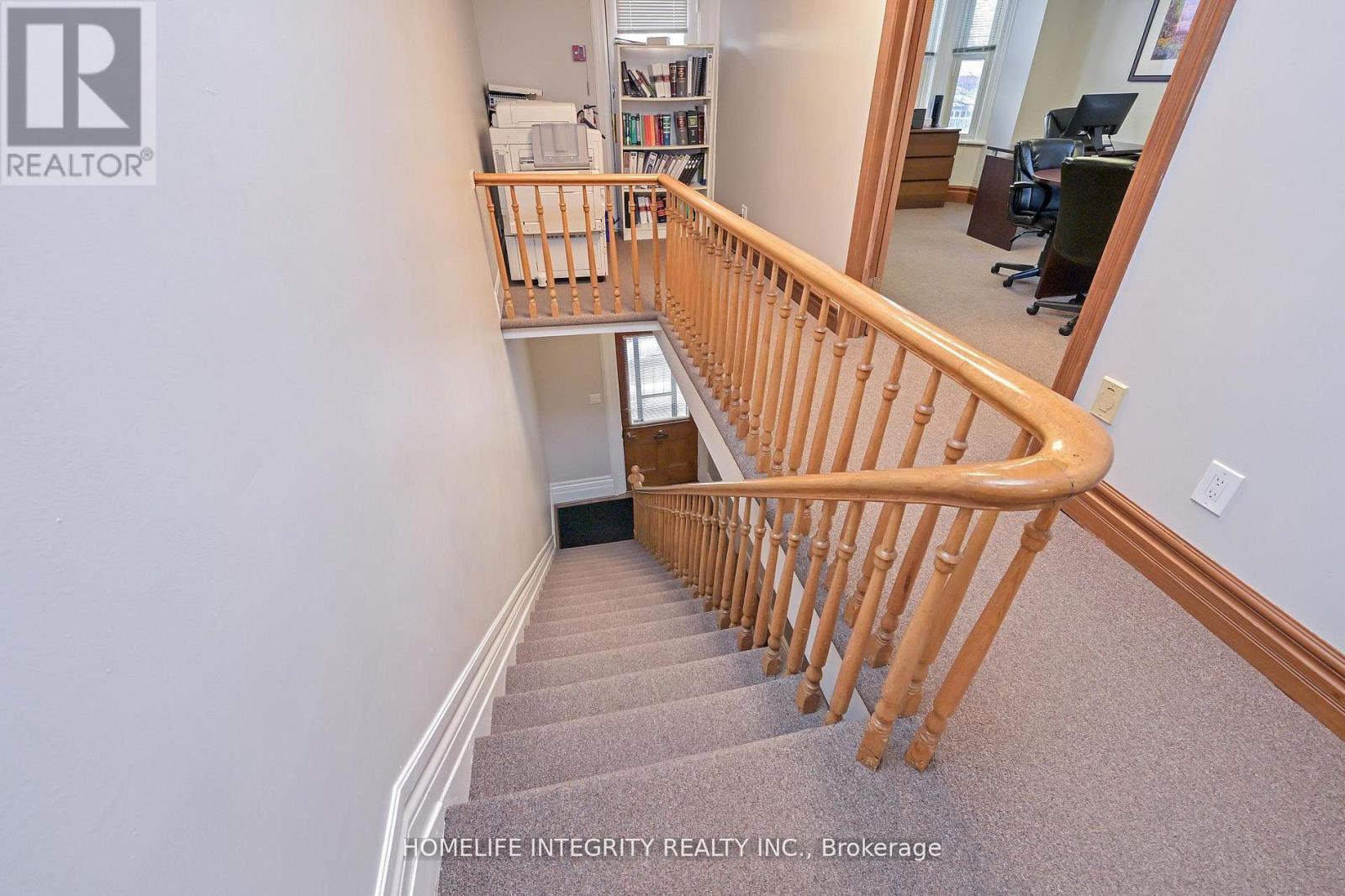 25 Berczy Street Property Photo 23
