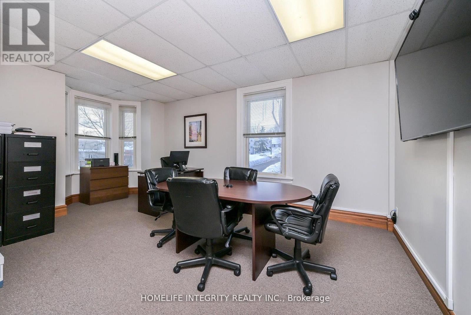 25 Berczy Street Property Photo 24