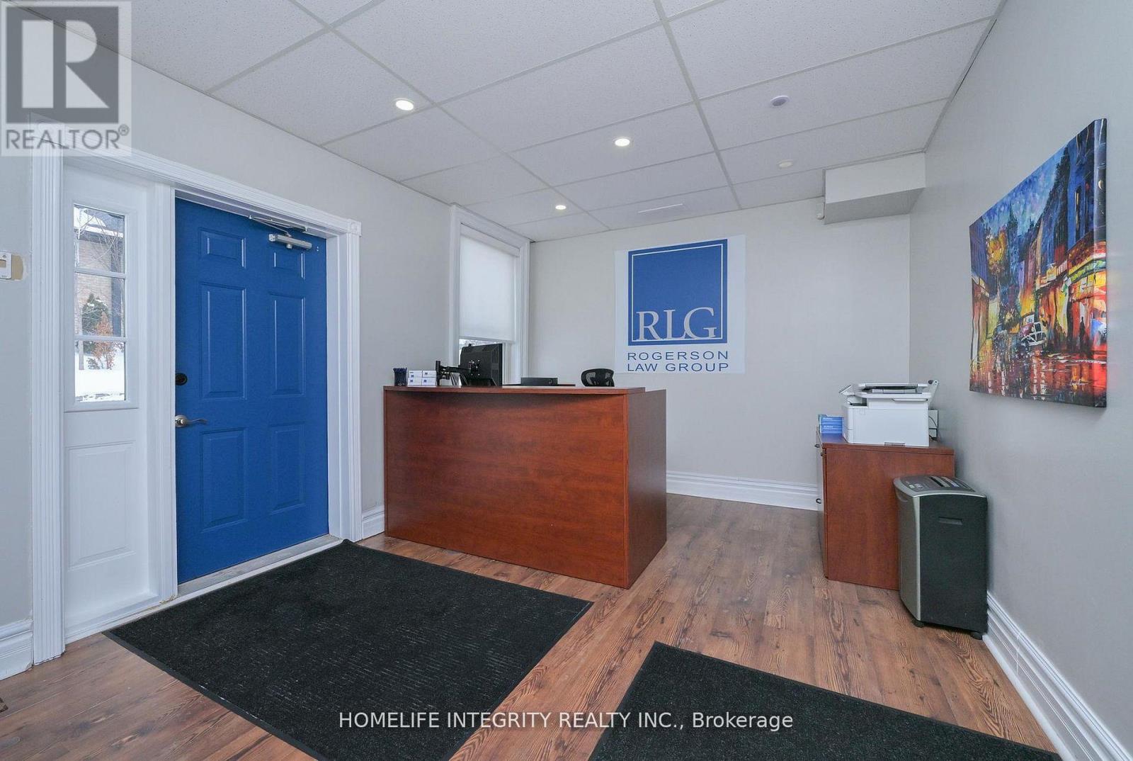 25 Berczy Street Property Photo 6