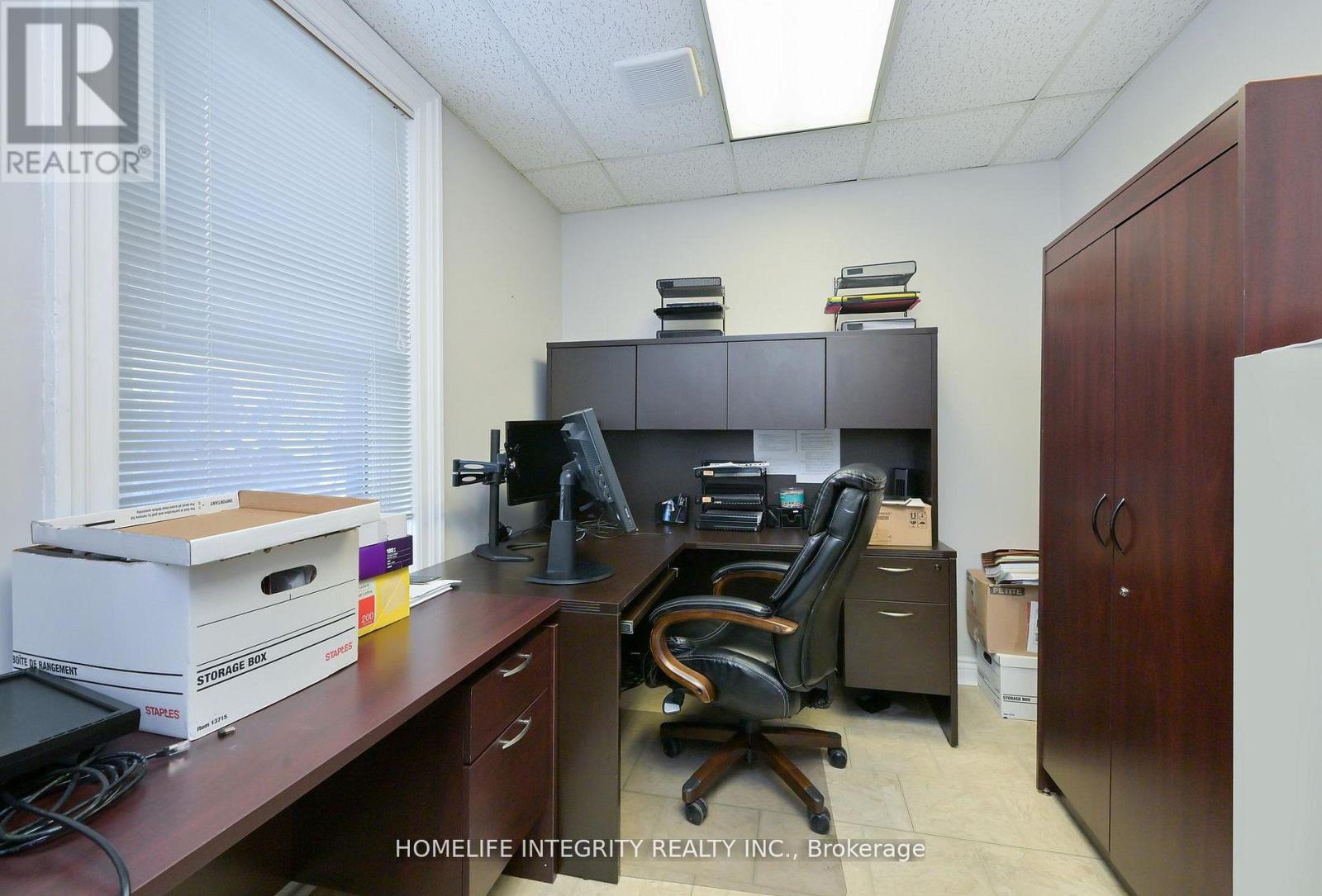 25 Berczy Street Property Photo 32