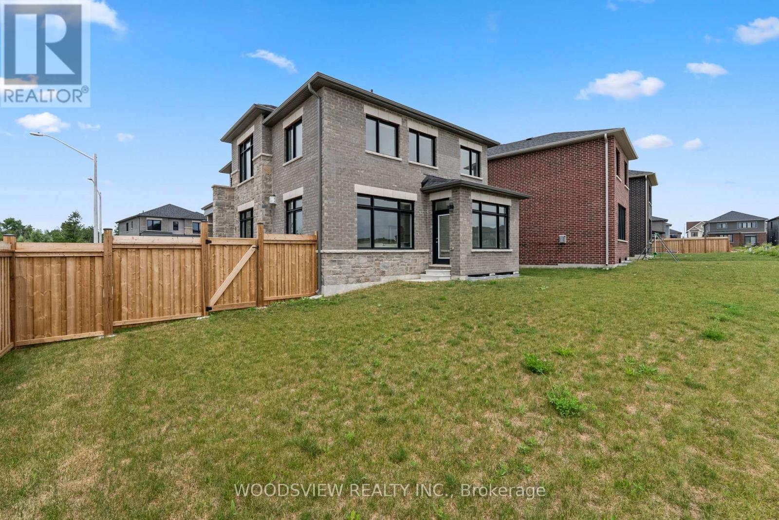91 Thicketwood Avenue Property Photo 45