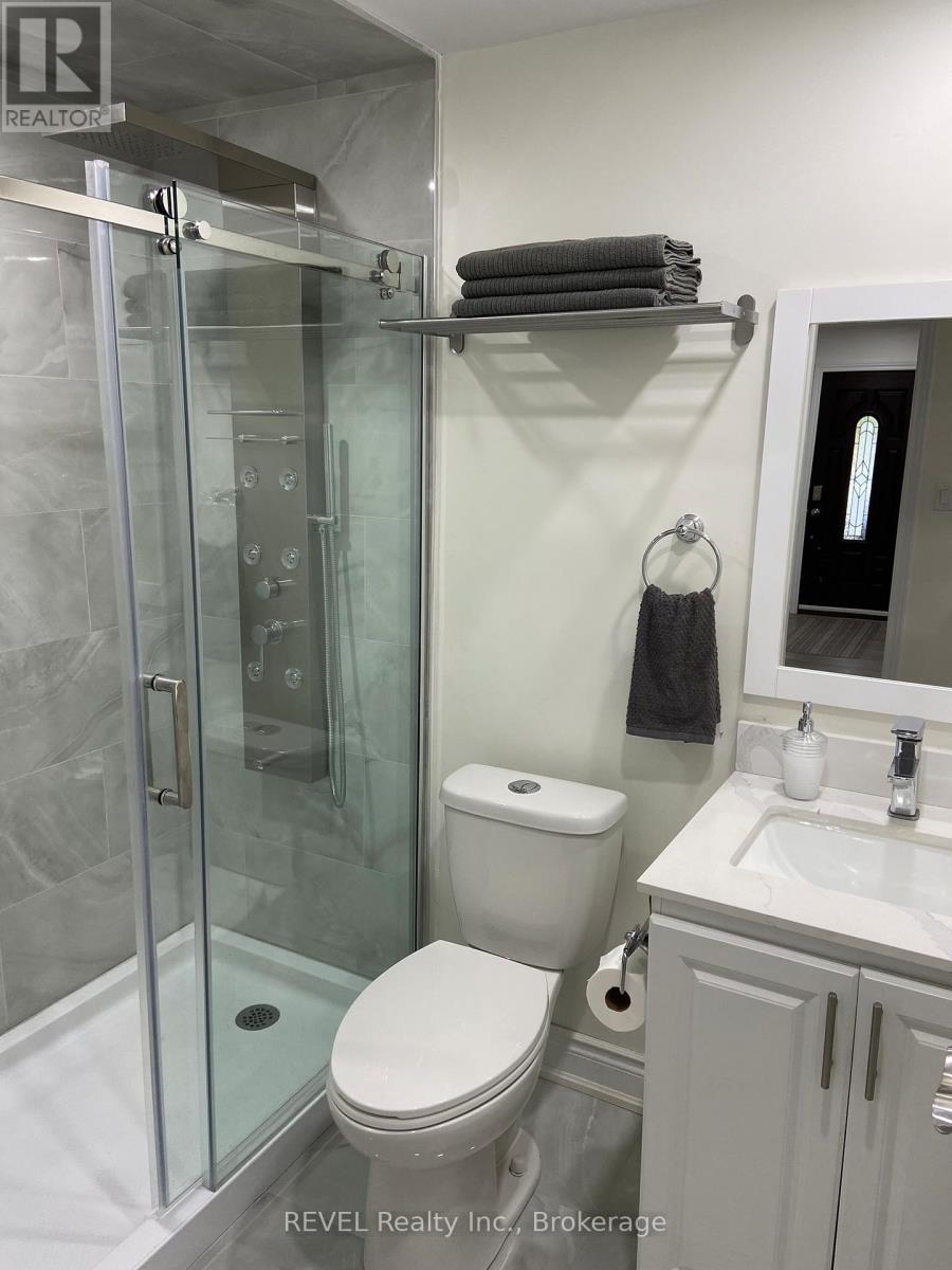 3184 Mosley Street Property Photo 18