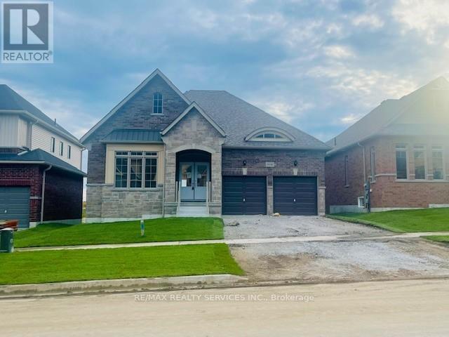 3076 Orion Boulevard Property Photo 2