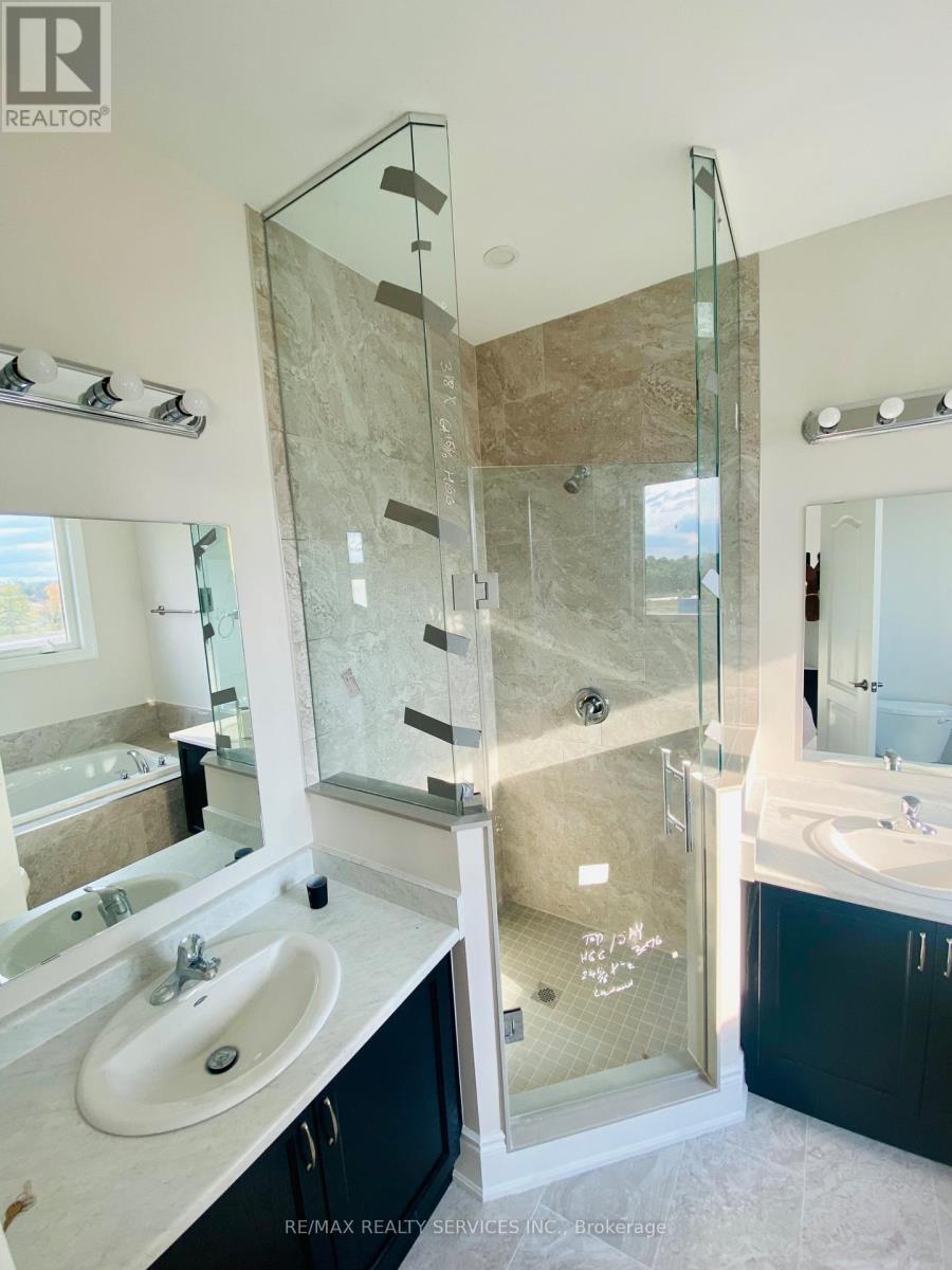 3076 Orion Boulevard Property Photo 18