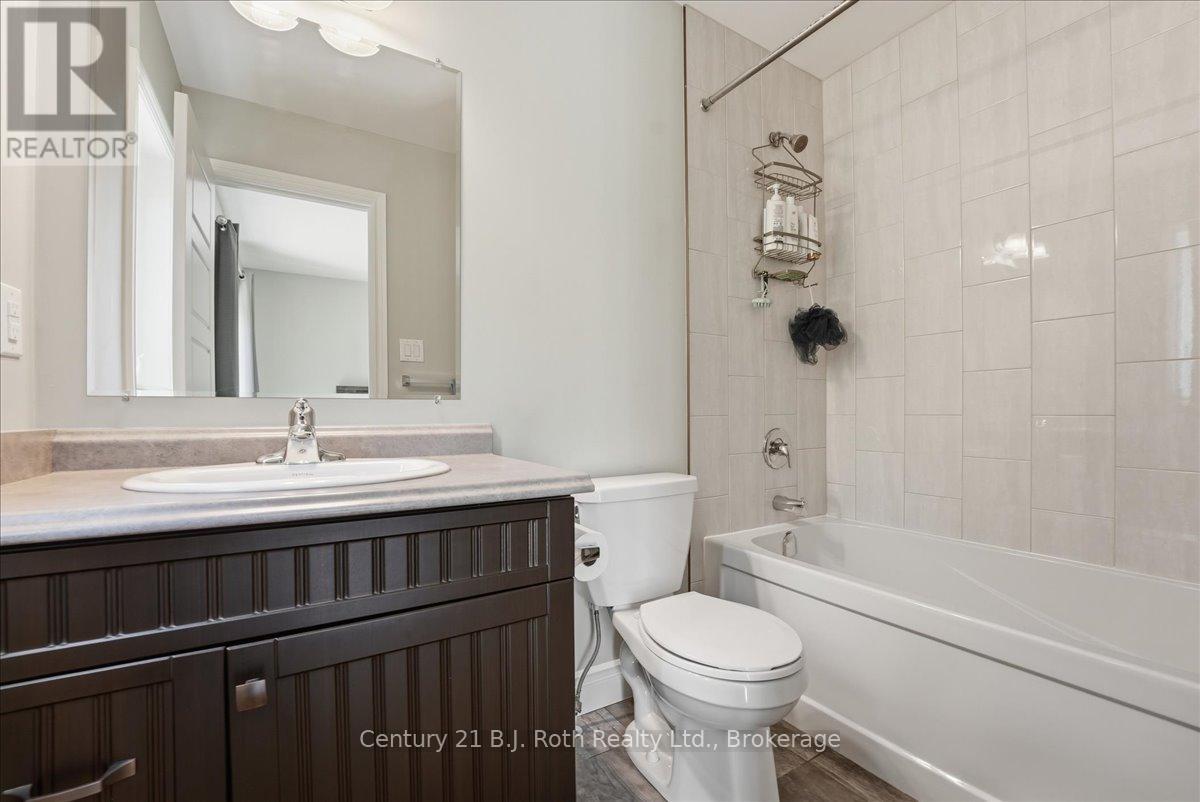 27 Ralph Dalton Boulevard Property Photo 25