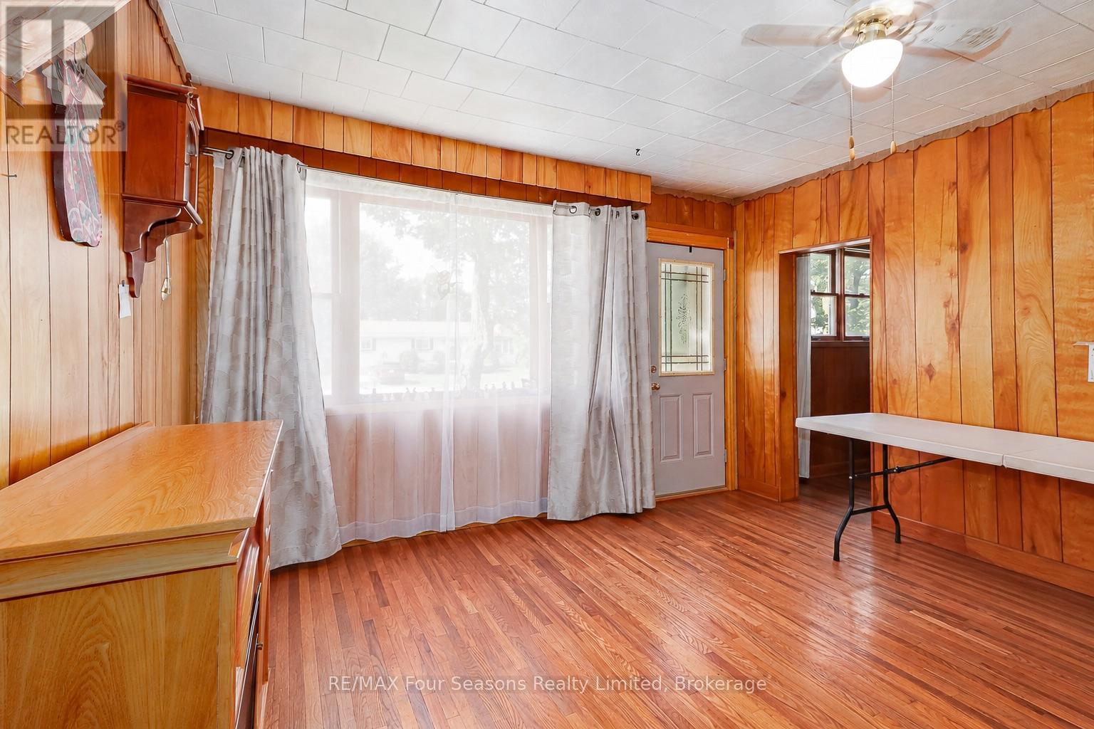 201 Sunnidale Street Property Photo 14