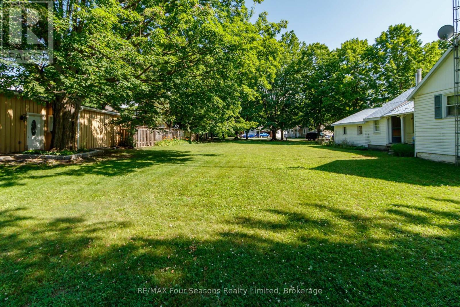 201 Sunnidale Street Property Photo 26