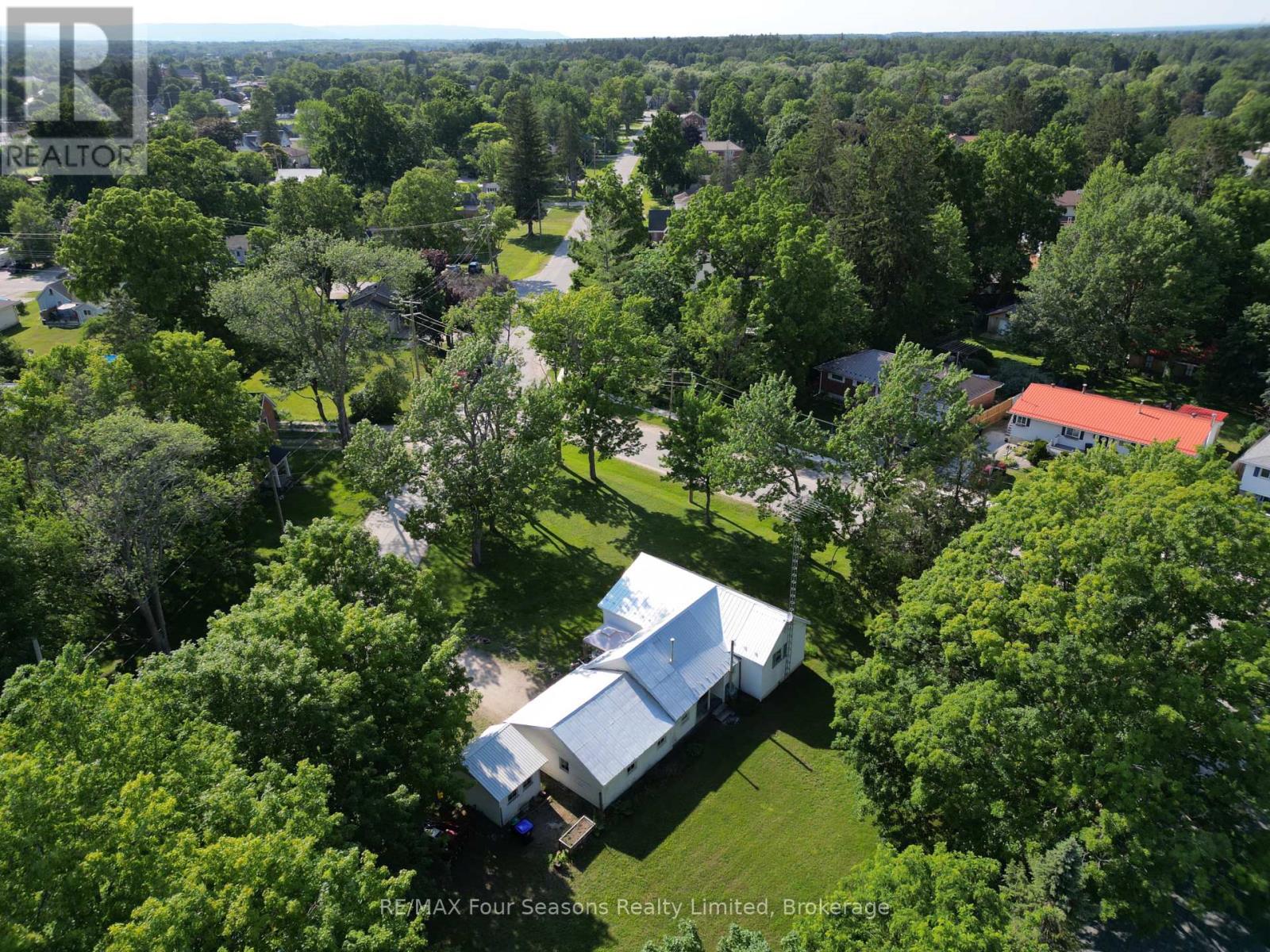 201 Sunnidale Street Property Photo 31