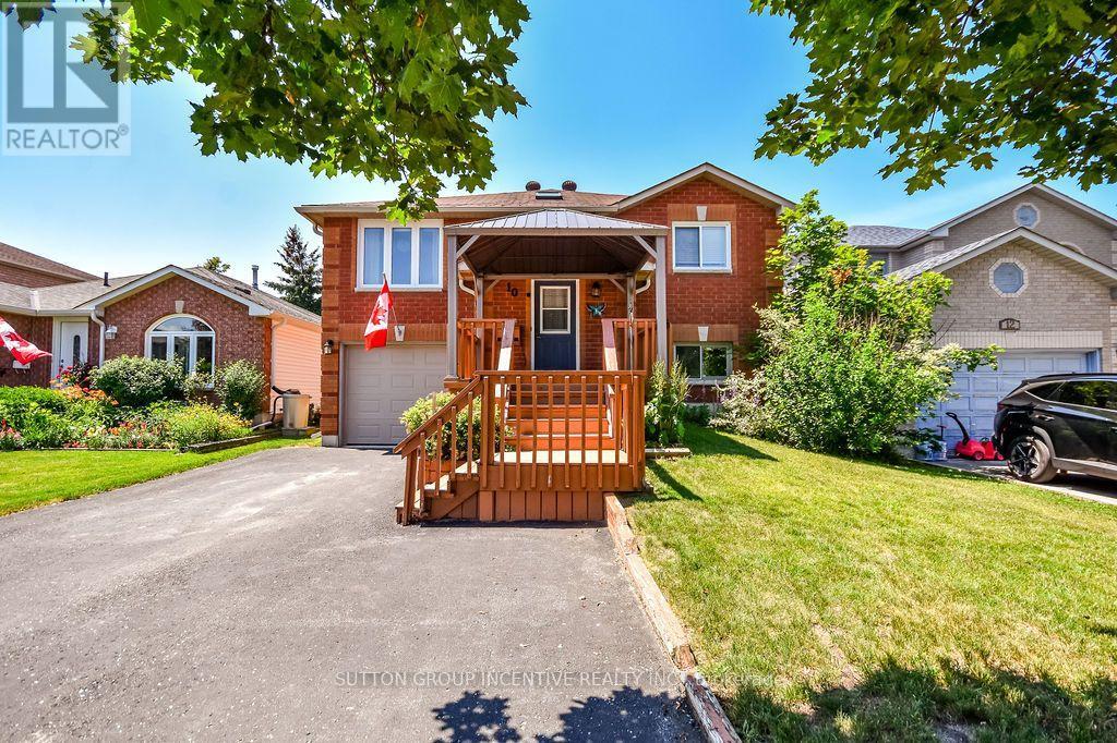 10 Palling Lane Property Photo 4