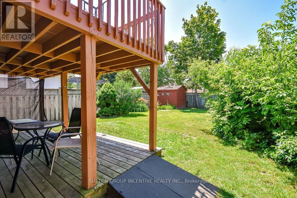 10 Palling Lane Property Photo 6