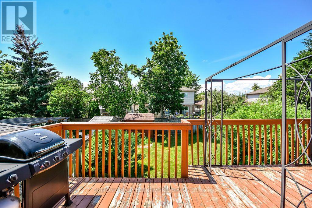 10 Palling Lane Property Photo 13