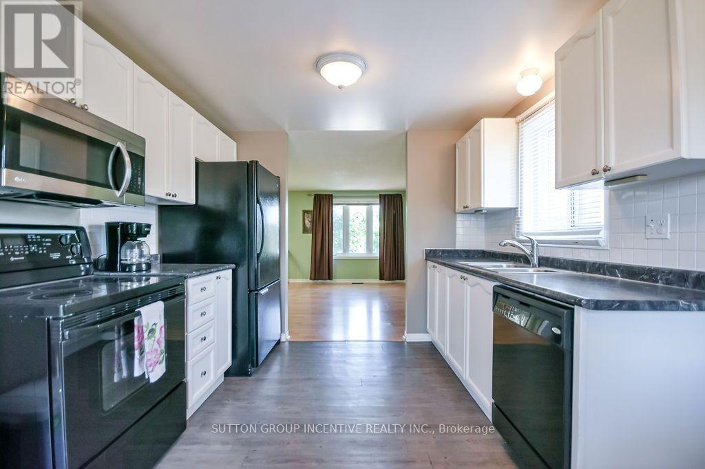 10 Palling Lane Property Photo 25