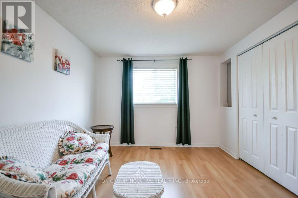 10 Palling Lane Property Photo 30