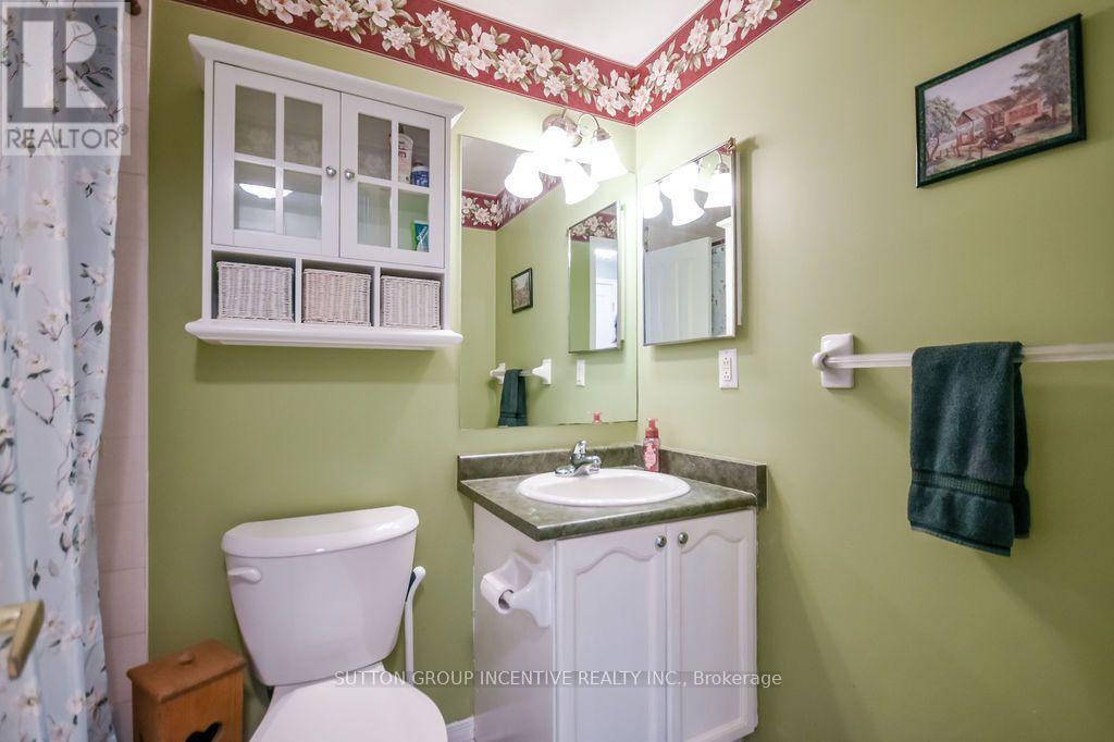 10 Palling Lane Property Photo 36