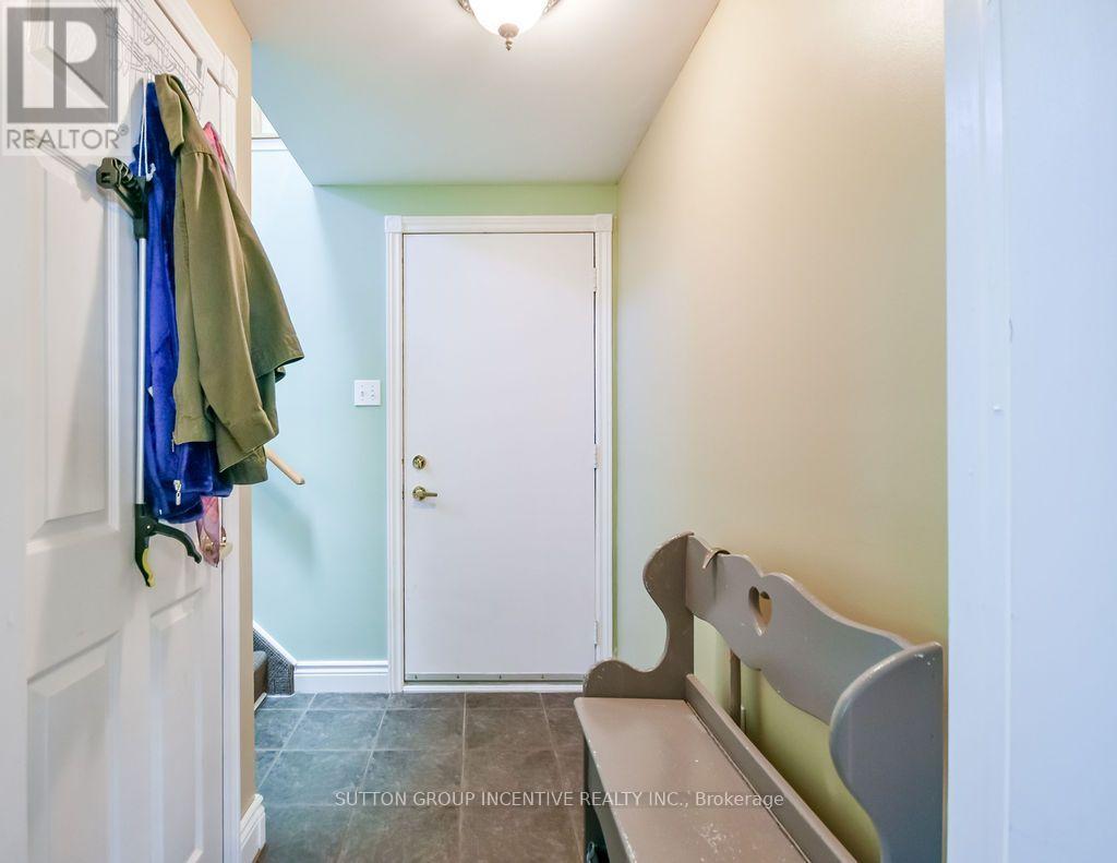 10 Palling Lane Property Photo 38