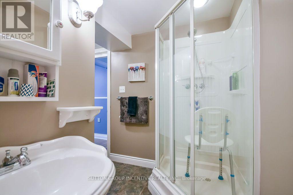 10 Palling Lane Property Photo 49