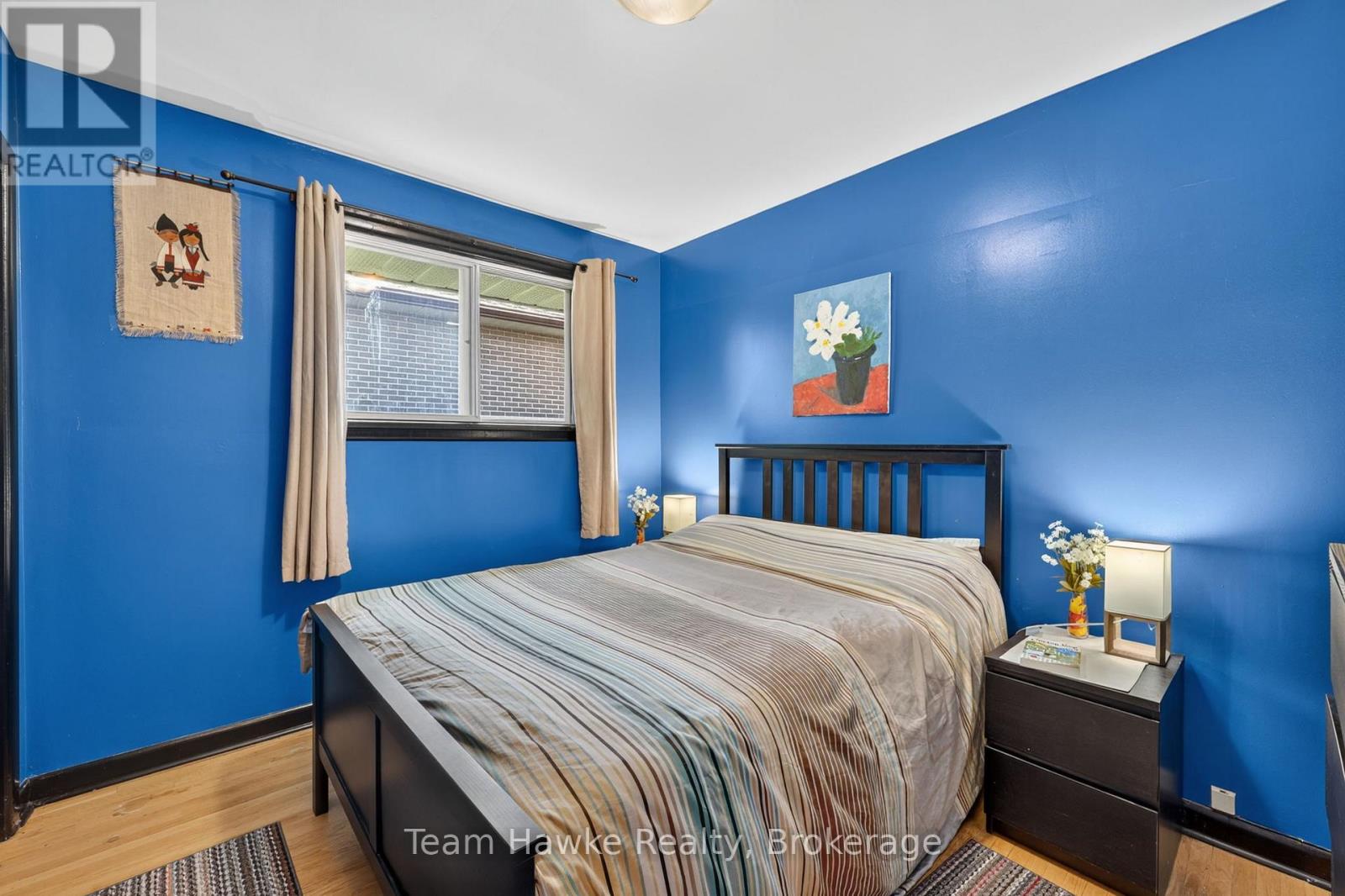 320 Scott Street Property Photo 18