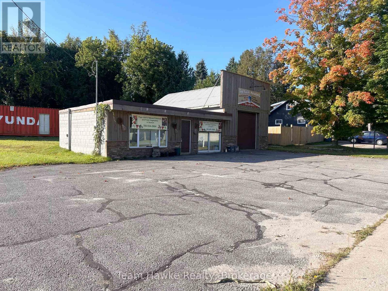 156 Robert Street Property Photo 2