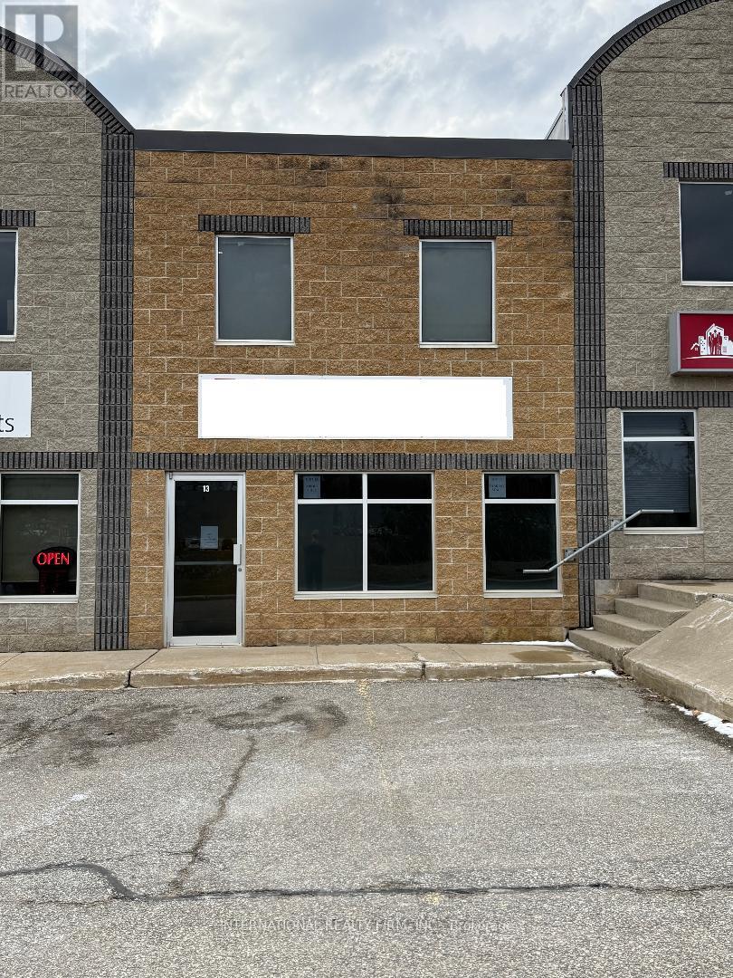 13 - 647 Welham Road Property Photo 1