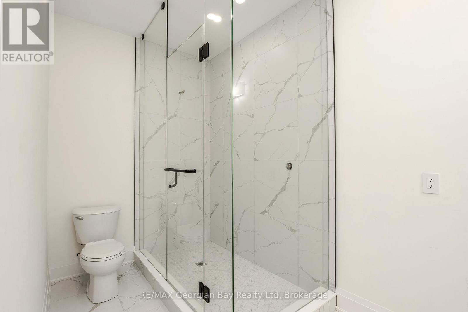 6 Caldwell Drive Property Photo 32