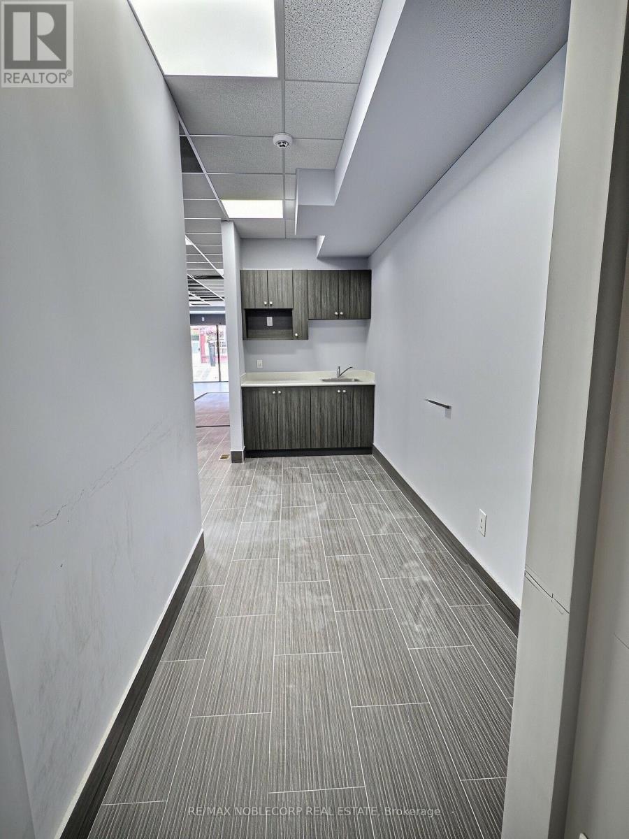 A - 79 Dunlop Street W Property Photo 5