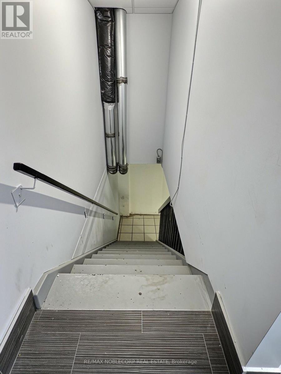 A - 79 Dunlop Street W Property Photo 6