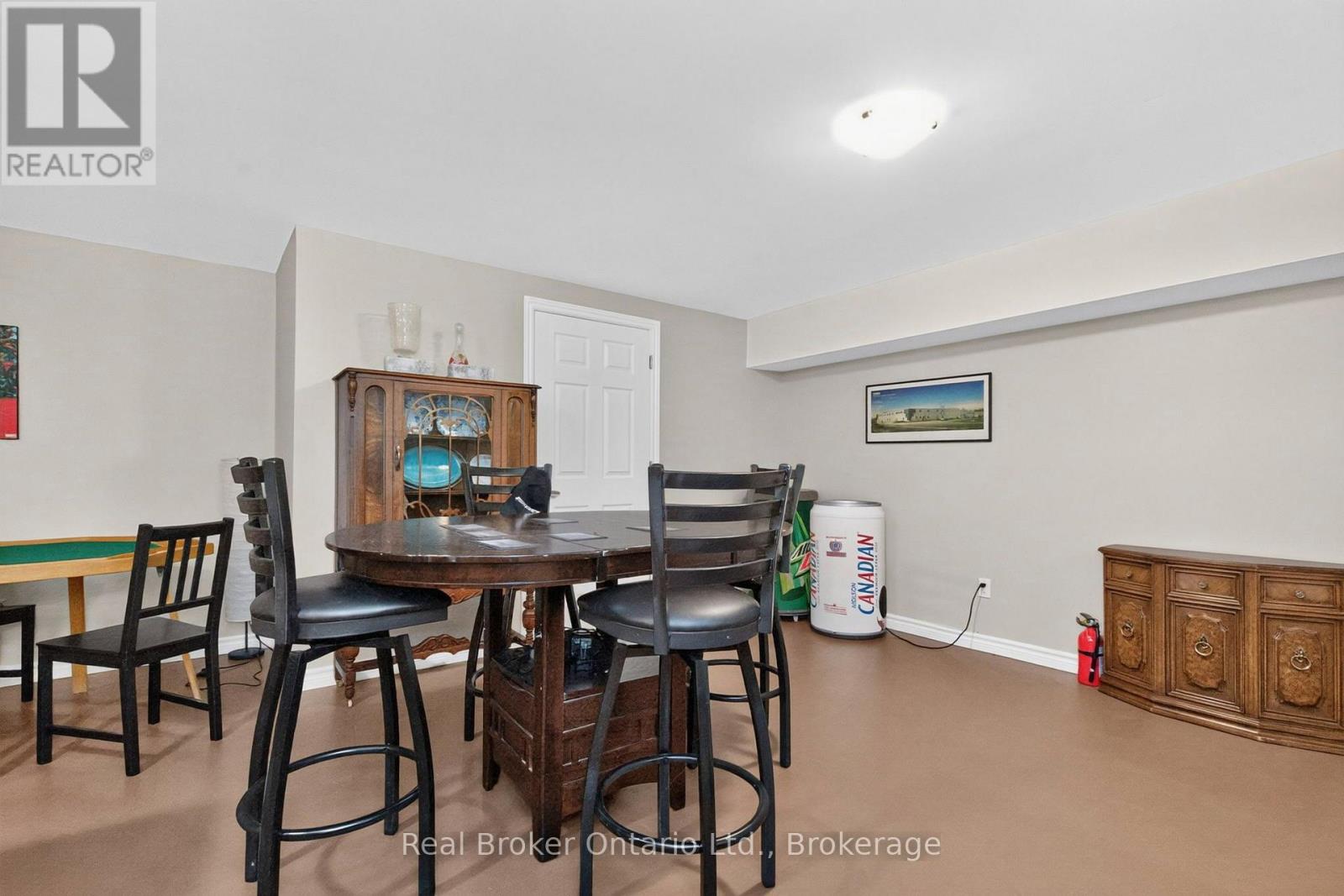 5 Sunburn Road Property Photo 19