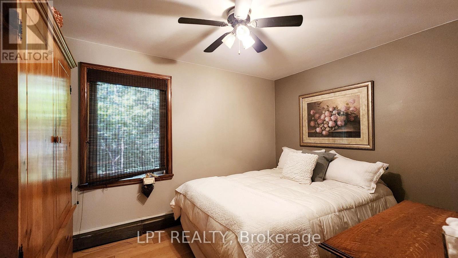 1644 Ridge Road E Property Photo 18