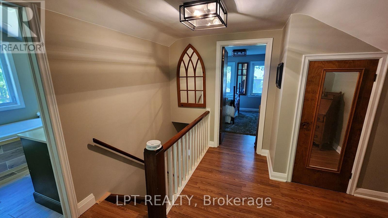 1644 Ridge Road E Property Photo 21