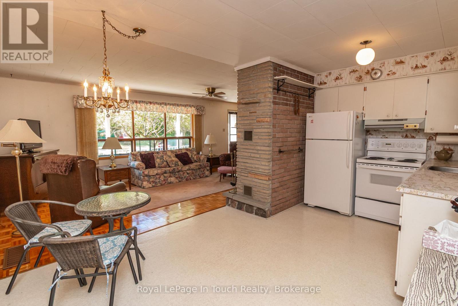 22 Glendale Road Property Photo 24