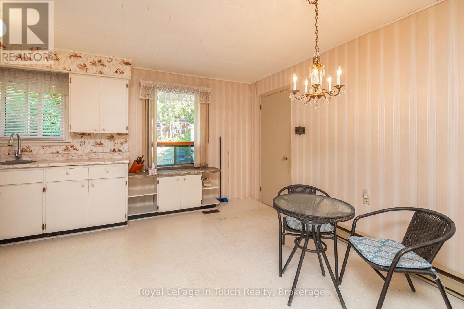 22 Glendale Road Property Photo 25