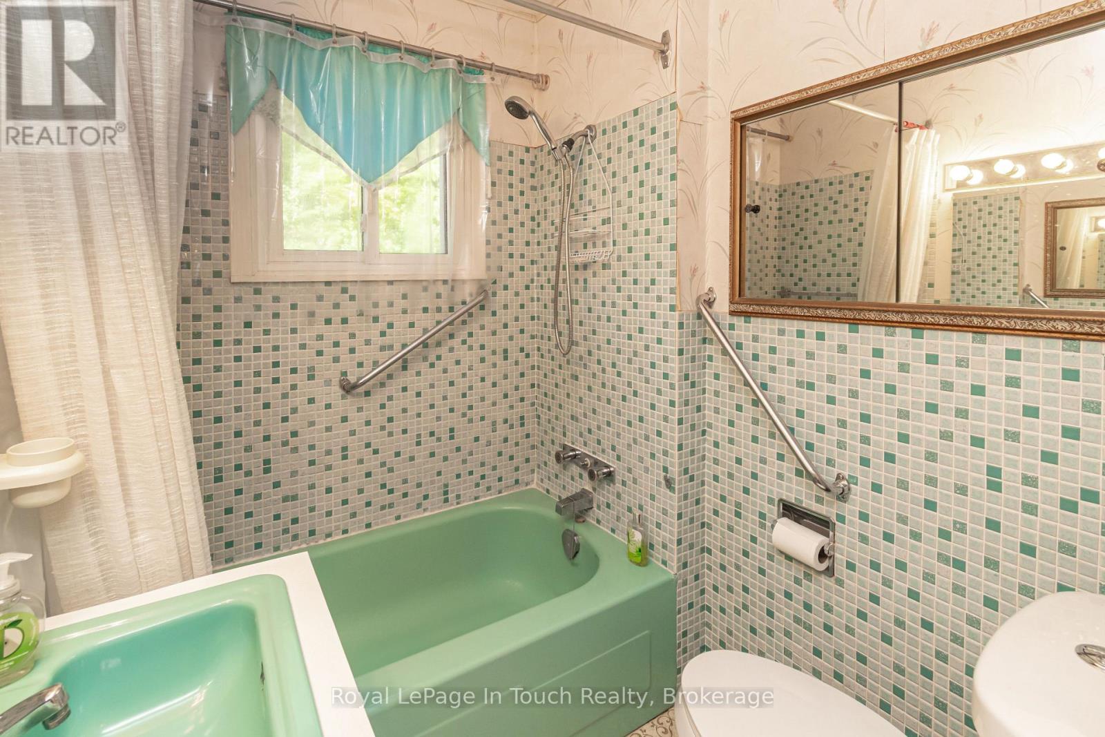 22 Glendale Road Property Photo 31