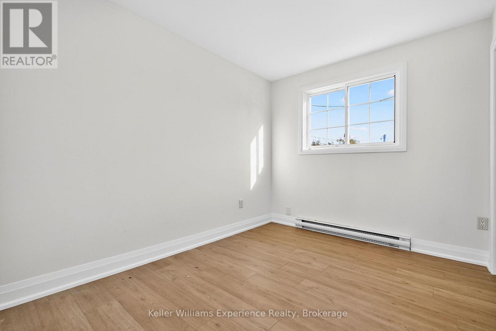 556 Champlain Road Property Photo 14