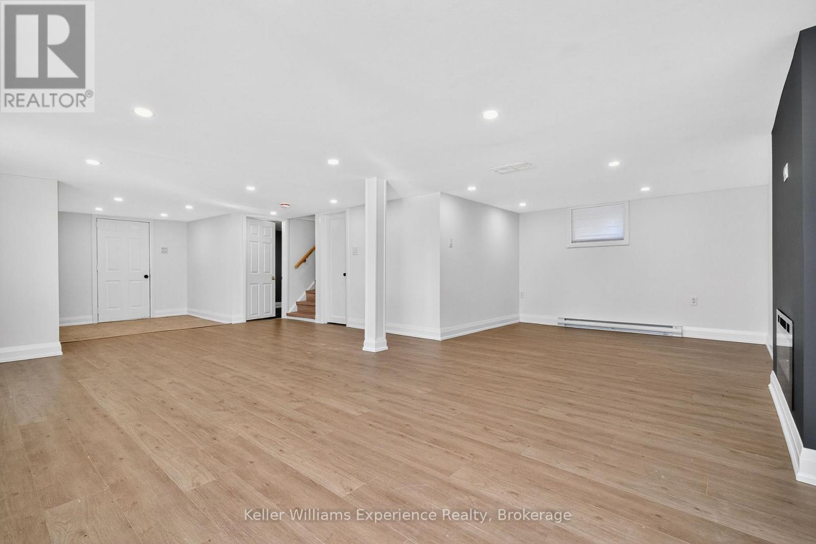 556 Champlain Road Property Photo 24