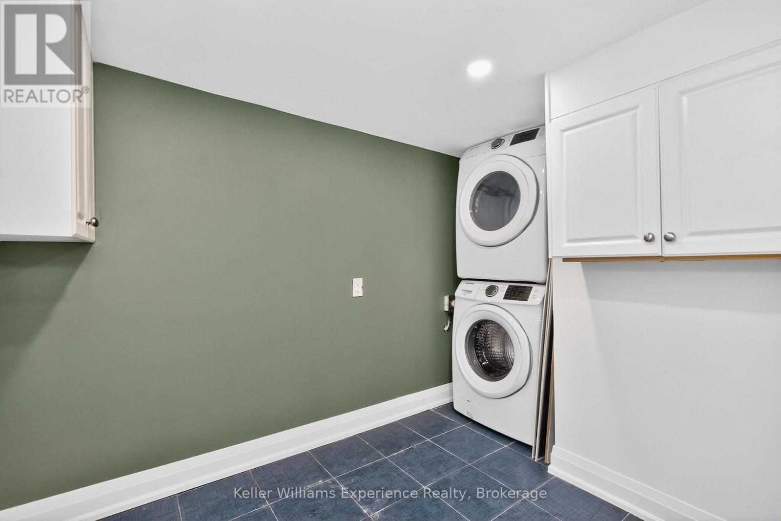 556 Champlain Road Property Photo 29