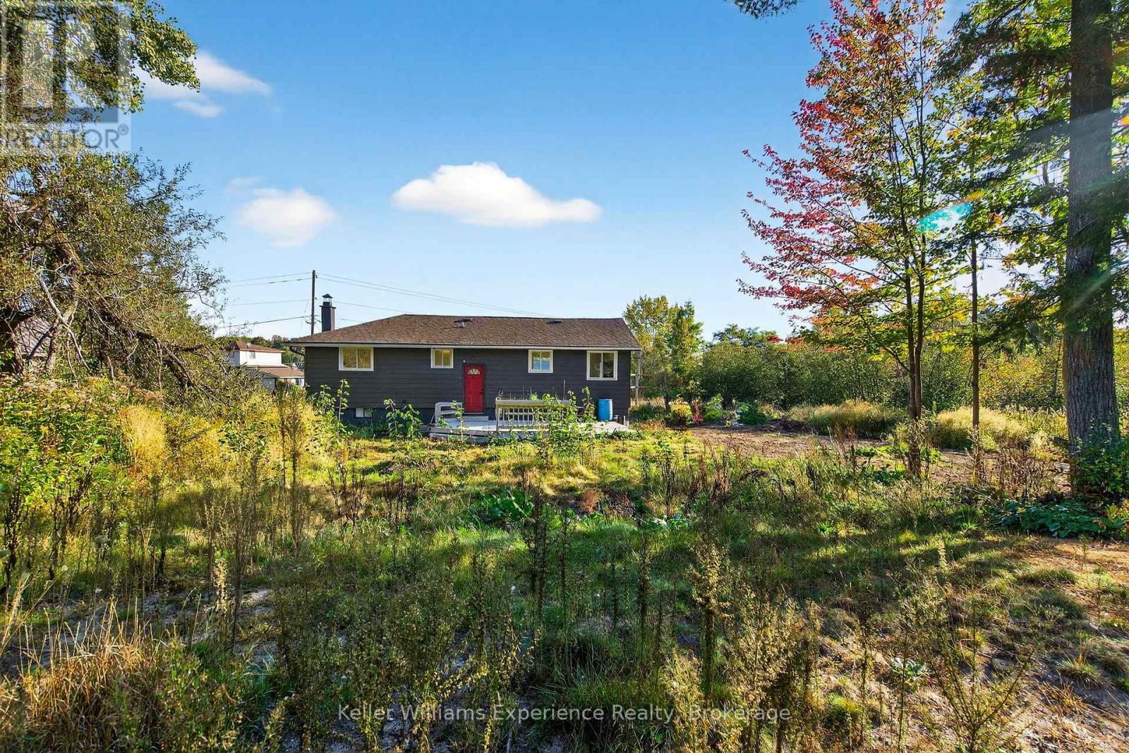 556 Champlain Road Property Photo 34