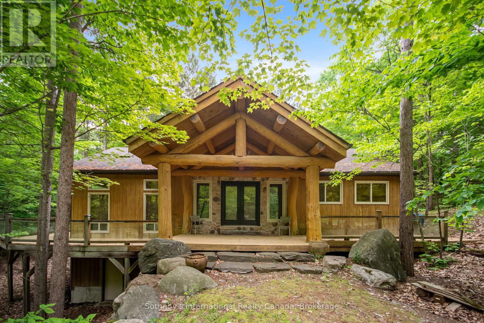 4 Amik Lane Property Photo 1