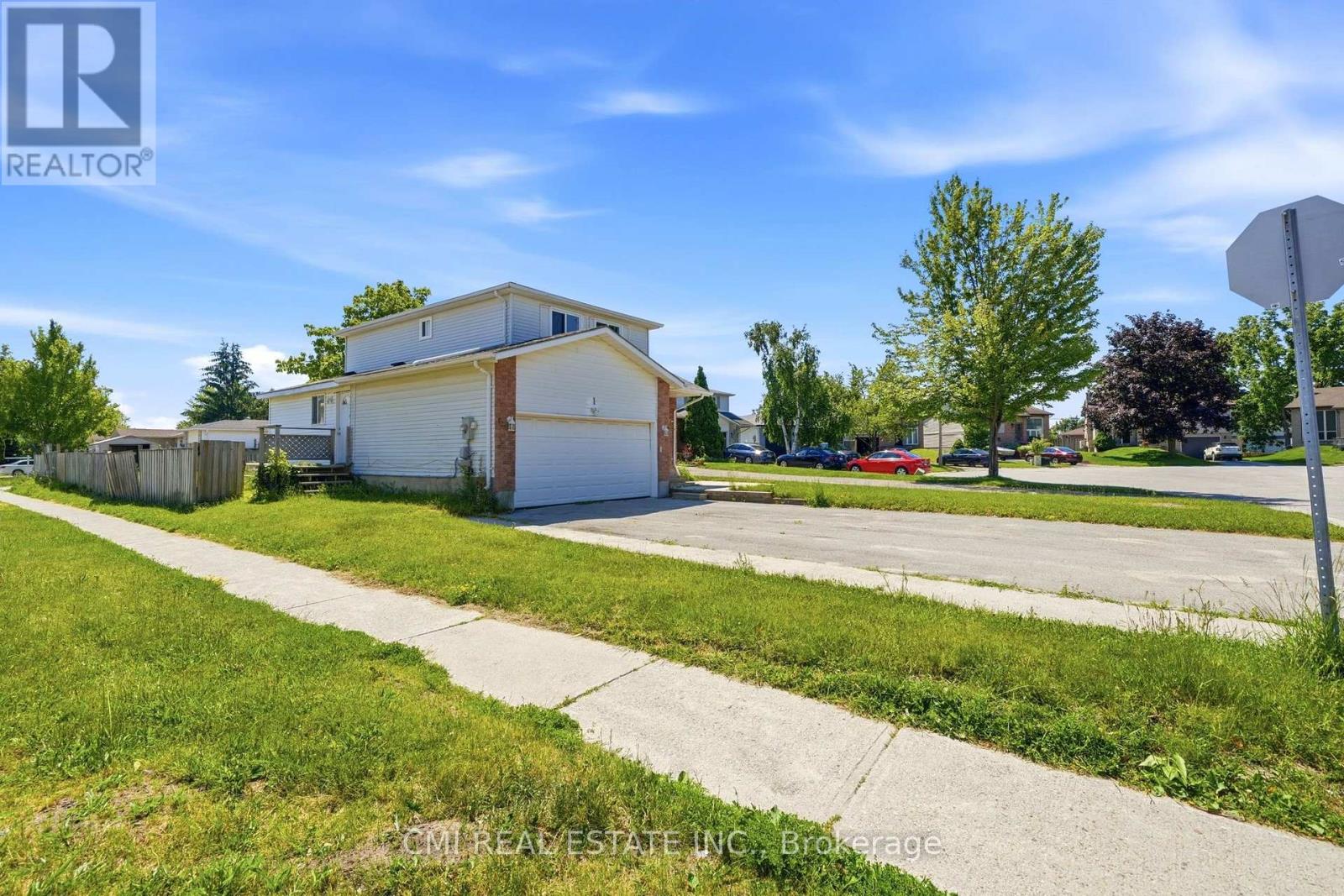 1 Mccuaig Court Property Photo 3