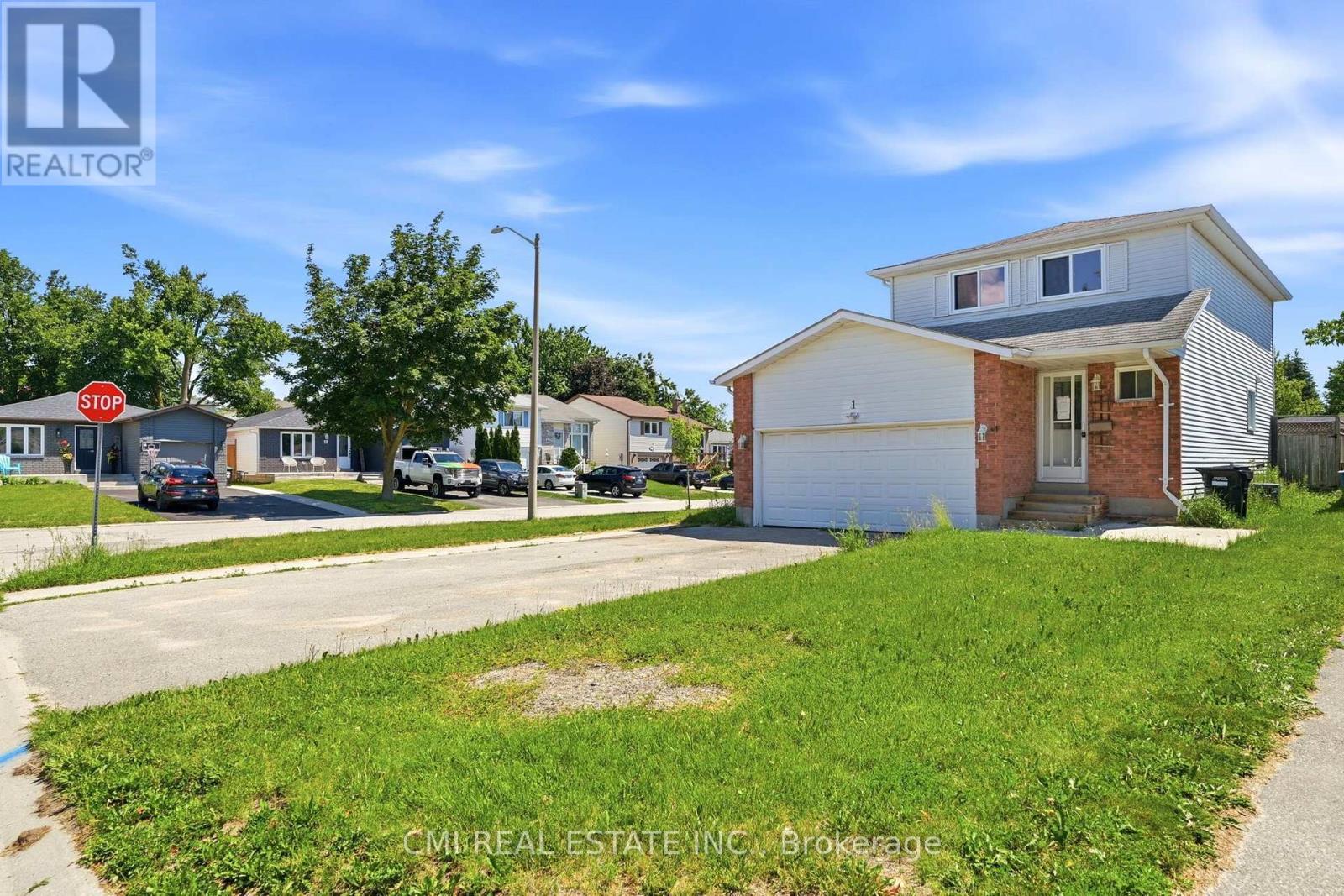 1 Mccuaig Court Property Photo 4