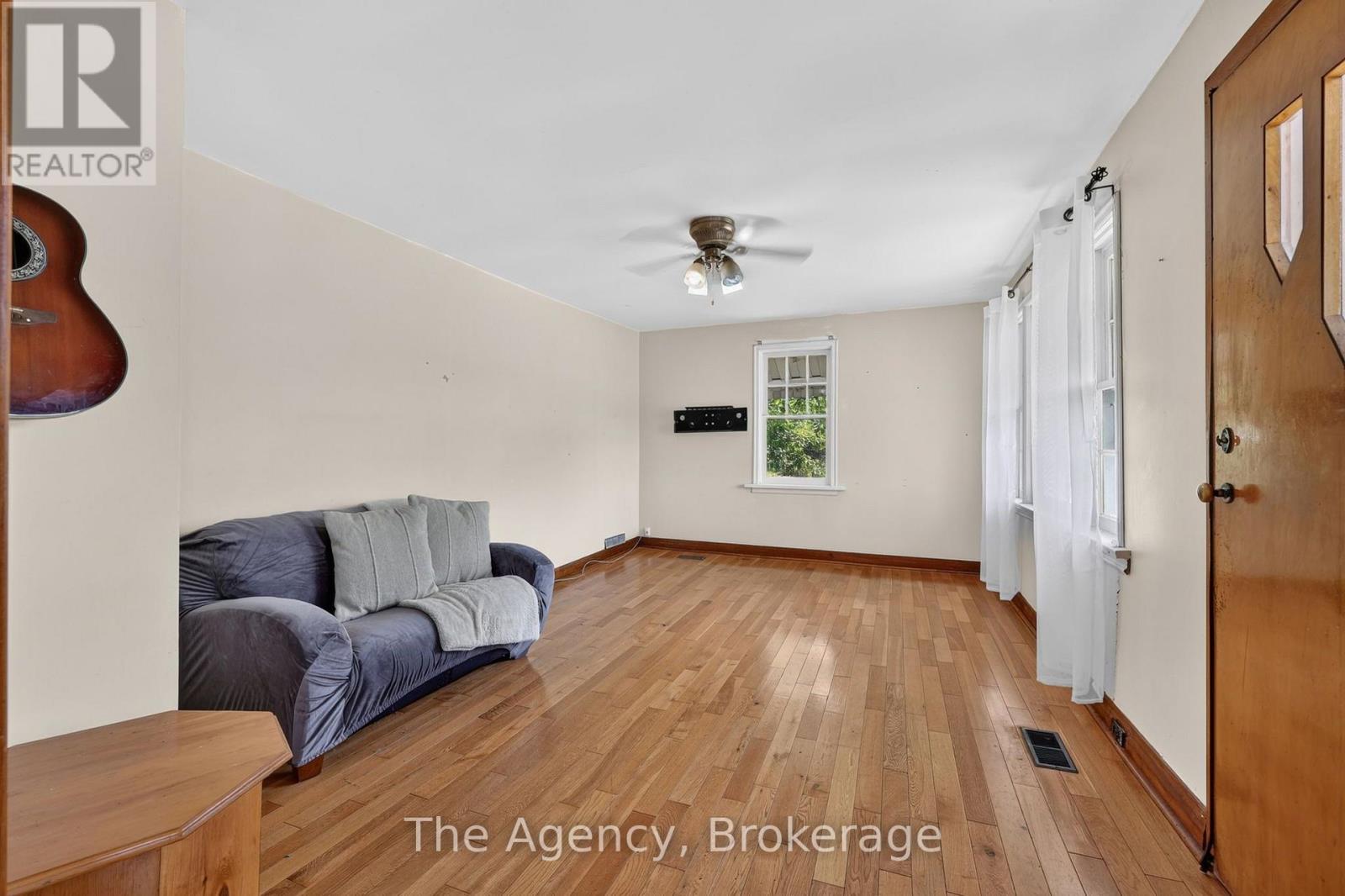 11401 Highway 12 Property Photo 15