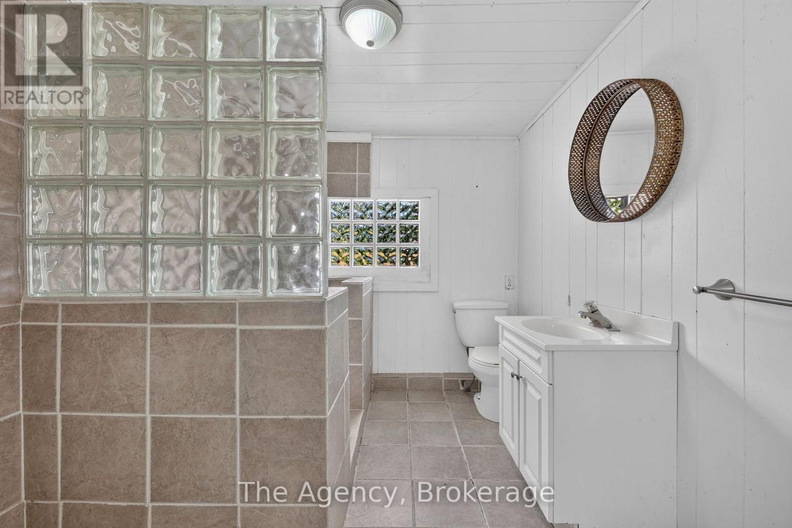 11401 Highway 12 Property Photo 20