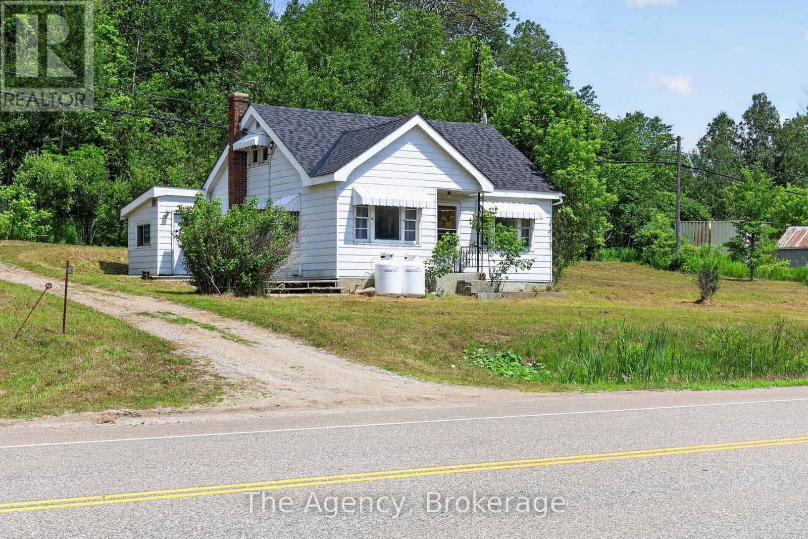 11401 Highway 12 Property Photo 25